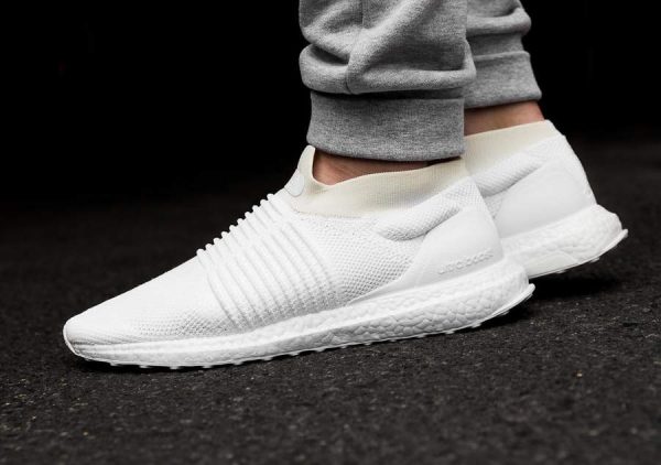 adidas boost blanche homme