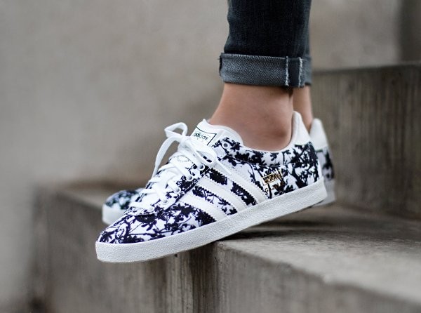 adidas gazelle doree