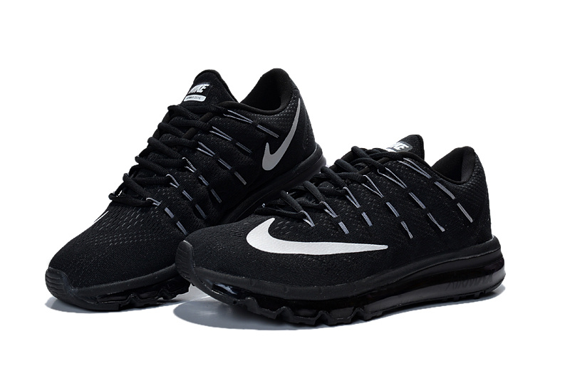 basket noir nike femme pas cher