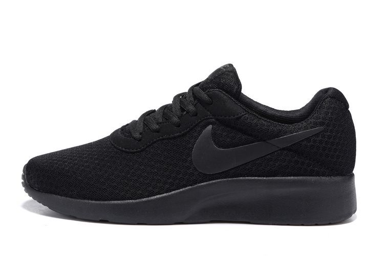 basket nike femme noir